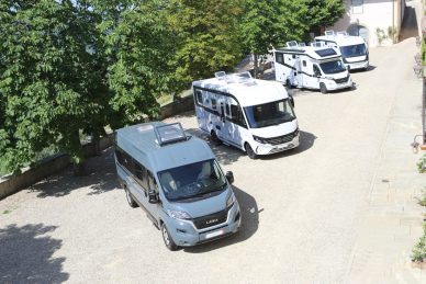 camping-car en bord de mer